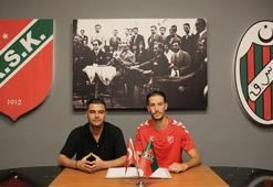 Karşıyaka'da Ensar imzayı attı