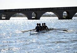 Meriç Nehri’nde gerçekleştirilen Gençler Türkiye Kürek Şampiyonası sona erdi