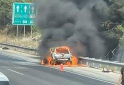 Otoyoldaki otomobilde çıkan yangın, ormana sıçradı; kontrol altına alındı