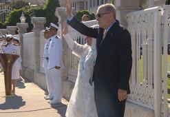 Cumhurbaşkanı Erdoğan, Mavi Vatan Boğaz geçişinde gemileri selamladı