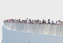 Mavi Vatan Boğaz Geçişi'ne vatandaşlardan yoğun ilgi