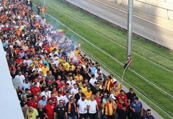 Kayserispor taraftarından Galatasaray maçı öncesi kortej