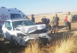 Diyarbakır'da iki otomobil kafa kafaya çarpıştı: 6 yaralı
