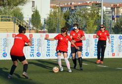 Görme Engelliler Kadın Futbol Milli Takımı, Dünya Şampiyonası'na hazırlanıyor