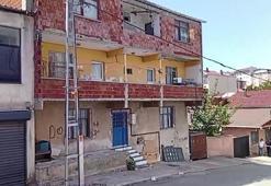 Sultanbeyli'de 3 katlı bina çökme tehlikesi nedeniyle tahliye edildi