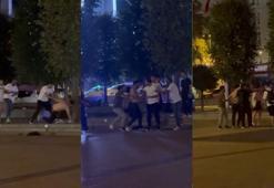Taksim'de tekmeli yumruklu kavga kamerada