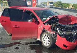 Malatya'da otomobil çekiciye çarptı: 5 yaralı