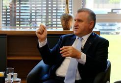 Bakan Bak, Türk tenisindeki gelişmeleri değerlendirdi