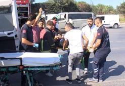 Sultangazi'de otomobil vince çarptı: 2 yaralı