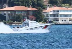 İstanbul Boğazı'nda yüzme yarışında kaybolan Rus yüzücüyü arama çalışmaları sürüyor