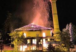 Ordu’da 58 yıllık cami yandı