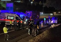 Sultanbeyli'de iki minibüs çarpıştı: 9 yaralı