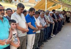 Kazada ölen çift ile 9 yaşındaki torunları toprağa verildi