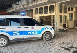 Oto tamirci kalfası, oynadığı tabancanın ateş almasıyla çırağını yaraladı