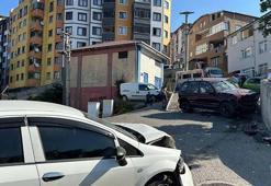 Cip, park halindeki 2 otomobile çarptı: 4 yaralı