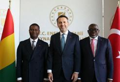 Bakan Bayraktar, Gineli bakanlarla görüştü