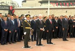 Taksim Meydanı'nda 30 Ağustos Zafer Bayramı töreni