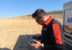 Nehre uçan otomobilden suya düşüp kaybolan İlknur aranıyor