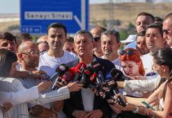 Özgür Özel: Fotoğraftan Atatürk'ü silenleri millet kalbinden silmiştir