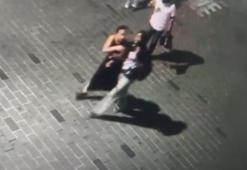 Taksim’de kadın koluna girdiği kişinin telefonunu gasbetti; o anlar kamerada