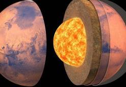 Bilim insanları Mars'ın içinde ne olduğunu açıkladı