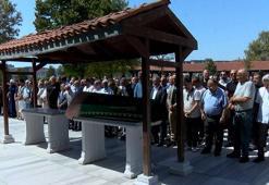 Ticaret Bakanı Ömer Bolat'ın halası Sermin Özcanlı son yolculuğuna uğurlandı