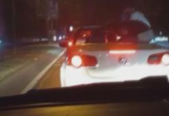 Sarıyer'de otomobil üzerinde tehlikeli yolculuk kamerada