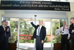 Adana'da 5 dönem başkanlık yapan Aytaç Durak, uçakta kalp krizi geçirdi