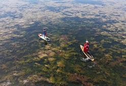 ‘İki devlet bir can Türkiye-Azerbaycan’ sloganıyla Beyşehir Gölü için kürek çektiler