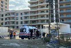 Manisa’da inşaat alanında yangın; 2 kişi dumandan etkilendi