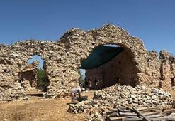 Beçin Kalesi'ndeki 600 yıllık medrese yeniden ayağa kalkacak