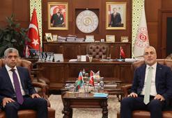 Bakan Işıkhan, Azerbaycanlı mevkidaşı Aliyev ile bir araya geldi