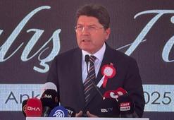Bakan Tunç: Türkiye'de tek bir hukuk sistemi var