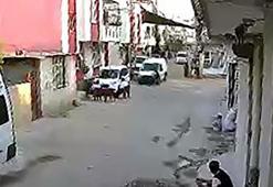 Sürücüsünün 'dur' ihtarına uymadığı araçtan 5 tabanca ve 1 Kalaşnikof çıktı