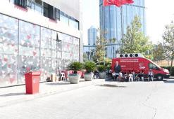 CHP Genel Başkanı Özgür Özel, CHP İstanbul İl Binasına geldi