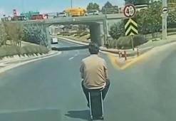 Elektrikli skuter valizle yolculuk kamerada