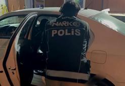 Kiralık otomobille uyuşturucu sevkiyatında baba-oğula gözaltı