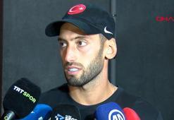 Hakan Çalhanoğlu: Camiadan ziyade önce bayrağı düşünmek lazım