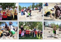 Ankara'da uyum haftasındaki öğrenciler fidan dikti