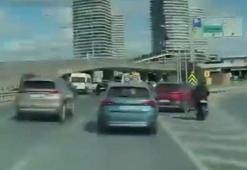 Şişli'de sapağa geç giren otomobile motosiklet çarptı