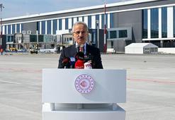 Bakan Uraloğlu: Ağustosta havalimanlarımızda 27 milyon 678 bin 20 yolcuya hizmet verildi