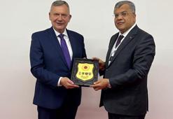 Milli Savunma Bakan Yardımcısı Durdalı, Uluslararası Savunma Sanayii Fuarı’na katıldı