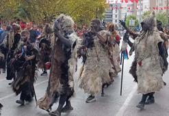 Balıkesir'in kurtuluş töreninde 'Tülütabak' gösterisi