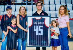 Manisa Basket Ferdi Zeyrek'i unutmadı