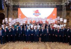 Birevim, İzmir’de 800’den fazla ailenin katılımıyla teslimat şenliği düzenledi