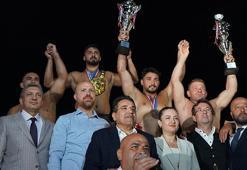 Elmalı’da başpehlivan Enes Doğan