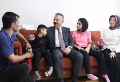 Dandy Walker sendromlu abla-kardeş, evde eğitim görüyor