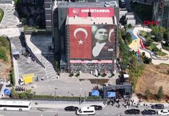 Sarıyer'deki CHP binası önünde bekleyiş sürüyor
