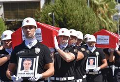 İzmir'de şehit 2 polis memuru toprağa verildi