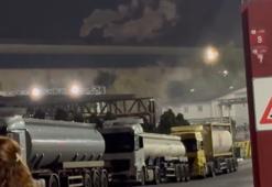 Boya fabrikasında kimyasal yüklü tankerdeki sızıntı ekipleri harekete geçirdi
